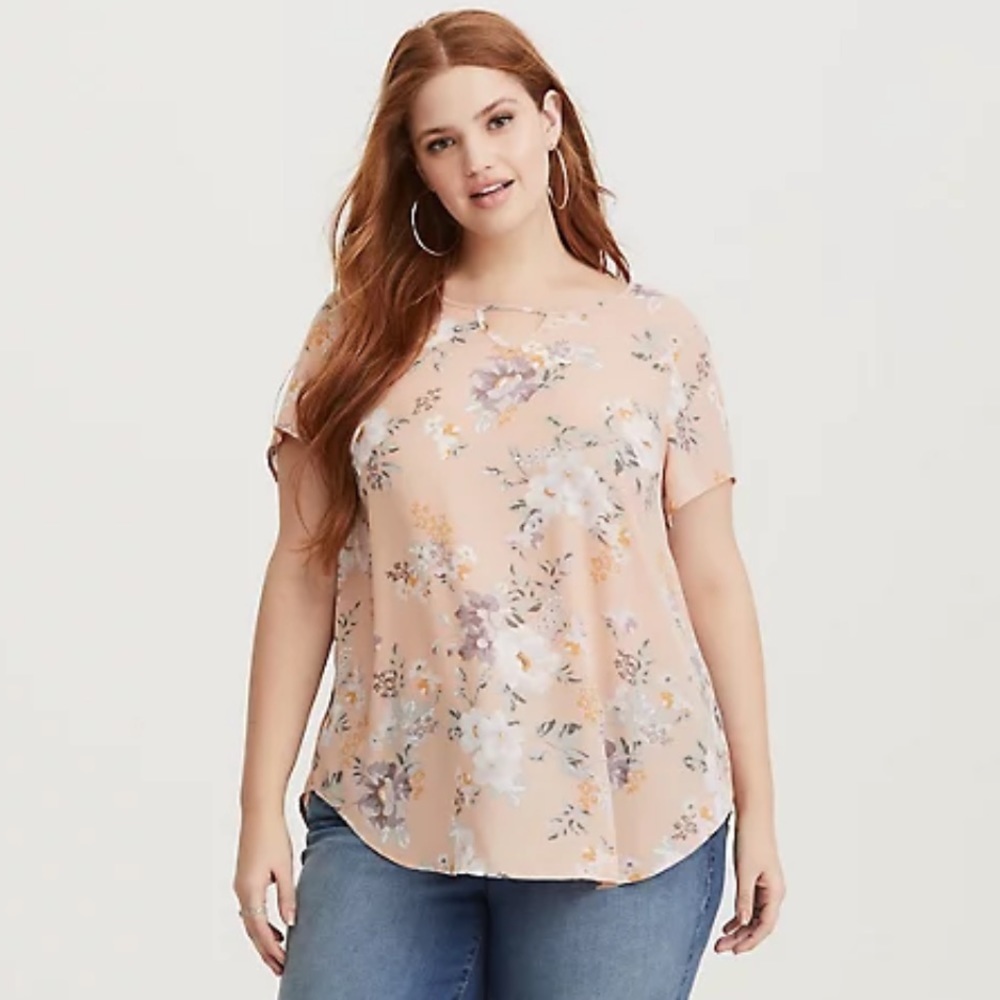 Torrid Light Peach Floral Keyhole Georgette Blouse